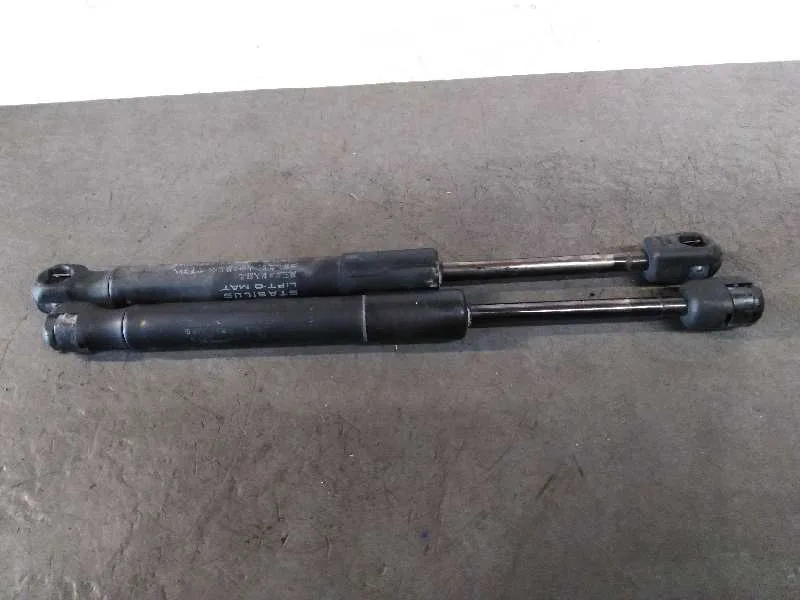 Amortiguadores Maletero / Porton para Mazda 3 Berlina (Bk)