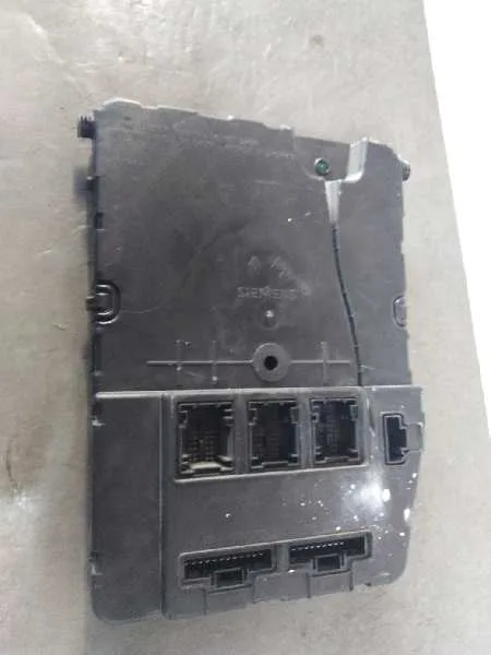 Caja Reles / Fusibles para Renault Scenic Ii