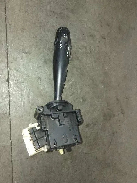 Mando Intermitentes para Toyota Yaris (Ncp1/Nlp1/Scp1)