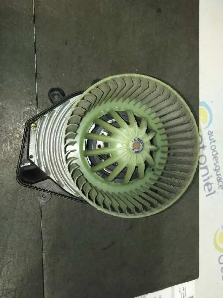 Motor Calefaccion para Volkswagen Passat Berlina (3B3)