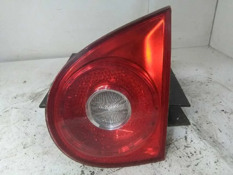 Piloto Trasero Derecho Interior para Volkswagen Golf V Berlina (1K1)