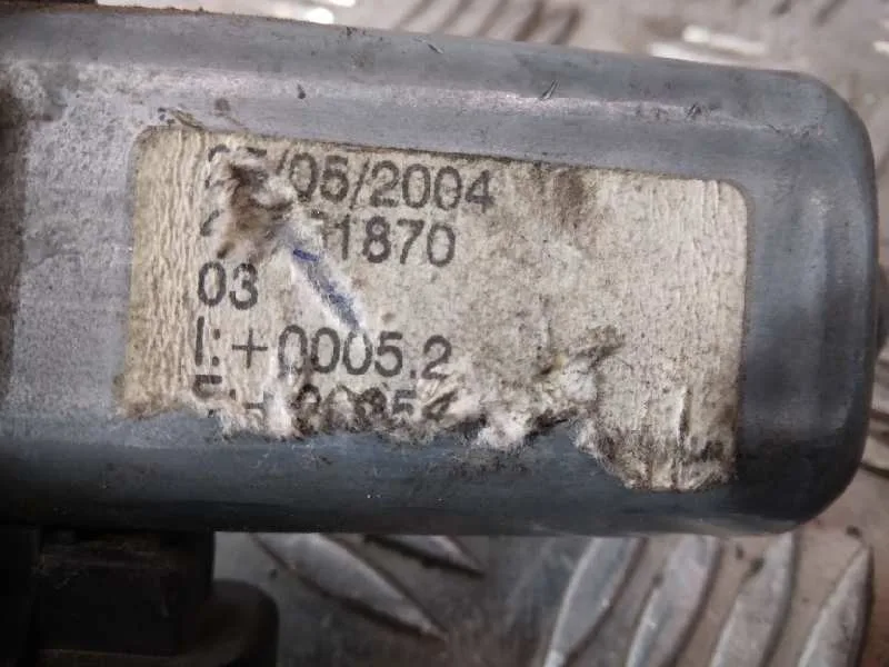Elevalunas Delantero Derecho para Alfa Romeo 147 (190)