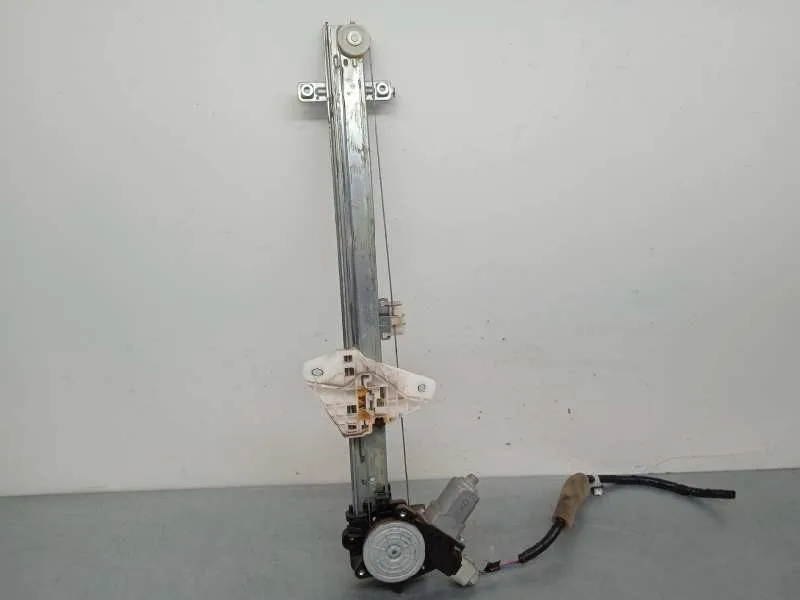 Elevalunas Delantero Derecho para Subaru Xv