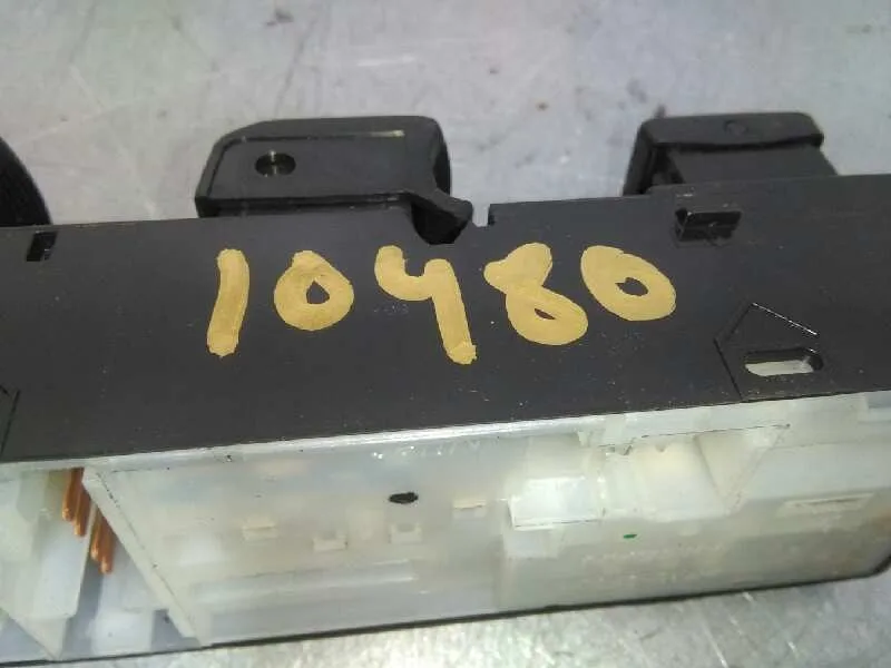 Mando Elevalunas Delantero Izquierdo para Subaru Xv