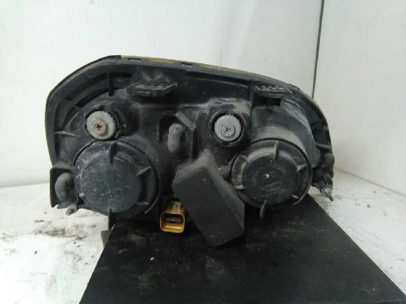 Faro Izquierdo para Chevrolet Nubira Berlina