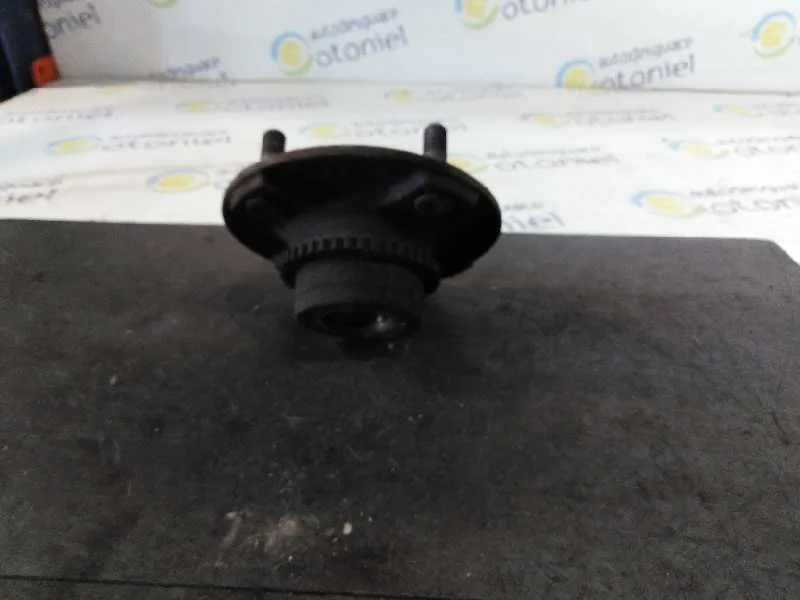 Buje para Nissan Almera (N16/E)
