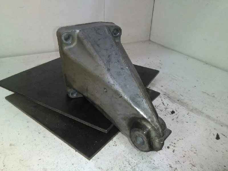 Soporte Motor Izquierdo para Mercedes-Benz Clase C (W203) Berlina
