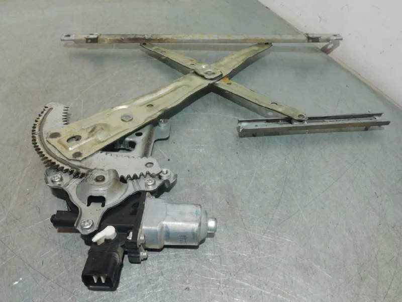 Elevalunas Delantero Derecho para Peugeot 4007