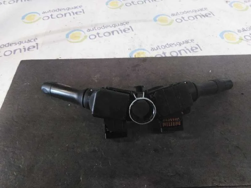 Mando Multifuncion para Toyota Yaris