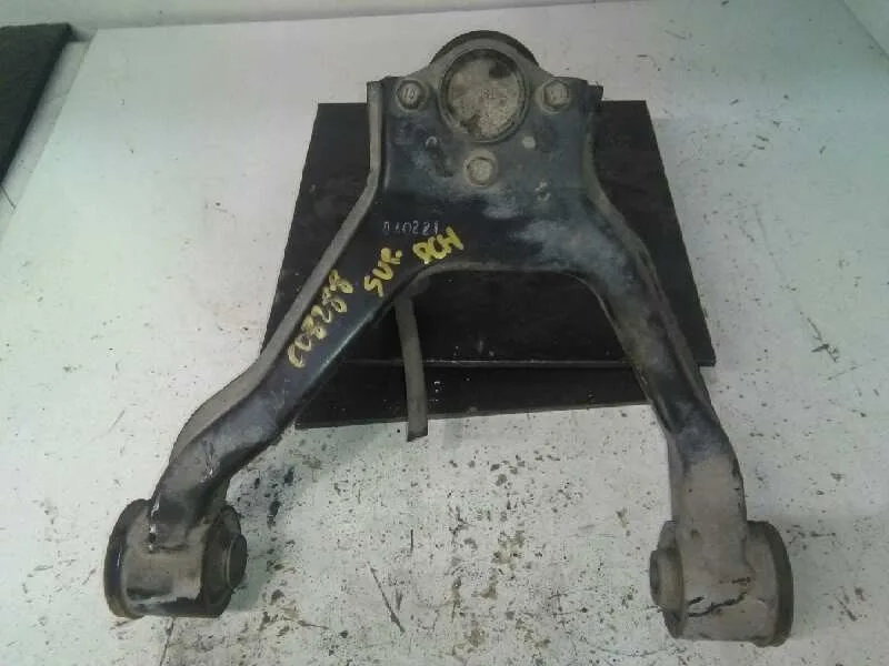 Brazo Suspension Superior Delantero Derecho para Mitsubishi Montero (V60/V70)