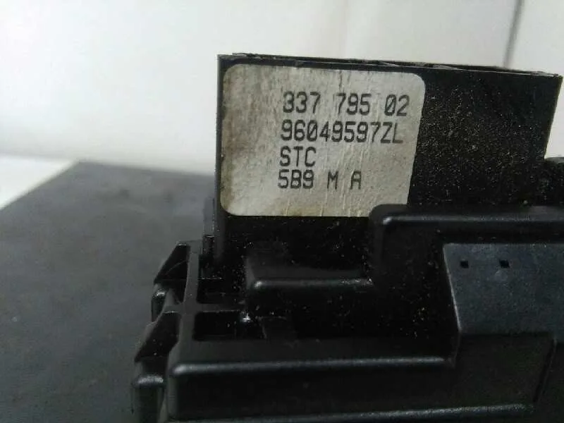 Mando Limpia para Peugeot 206 Berlina