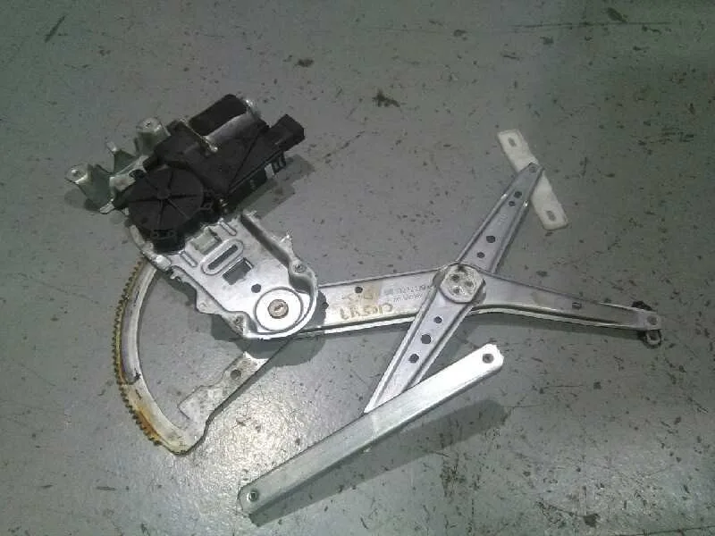 Elevalunas Delantero Izquierdo para Opel Corsa C