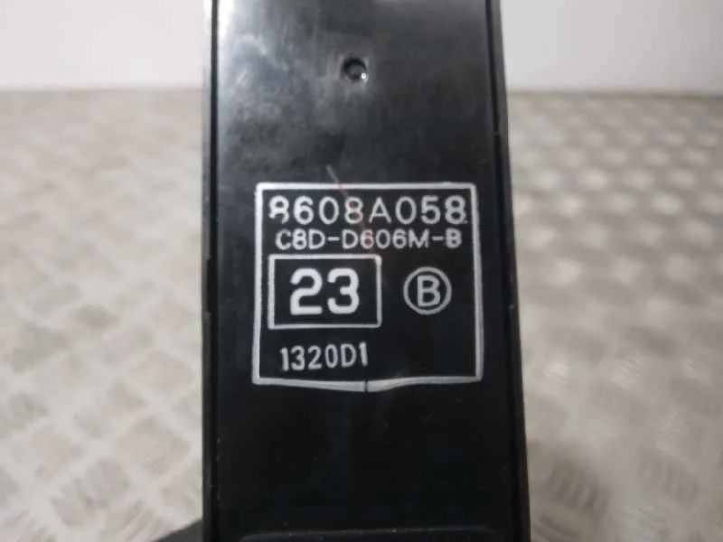 Mando Elevalunas Delantero Izquierdo para Mitsubishi Lancer Sportback (Cx)