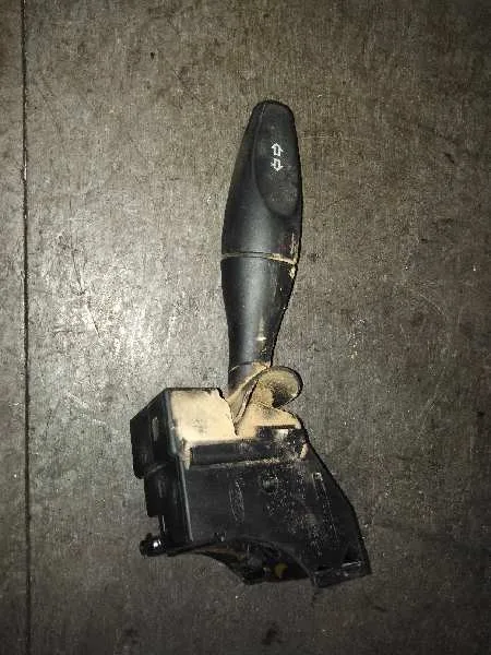 Mando Intermitentes para Ford Transit Mod. 2000 Combi
