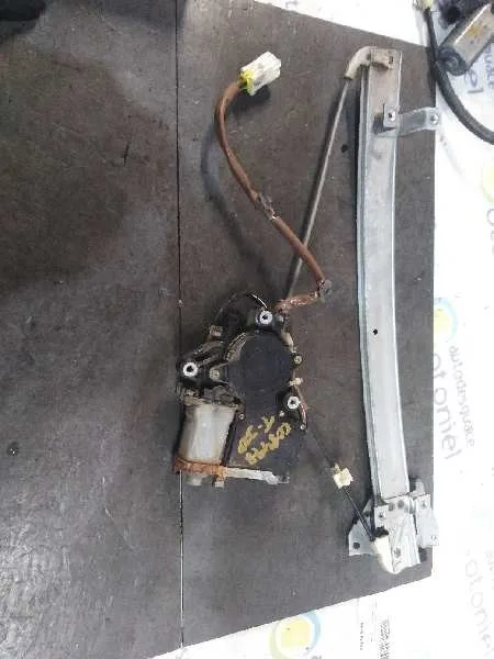 Elevalunas Trasero Izquierdo para Mitsubishi Galant Berlina (Ea0)