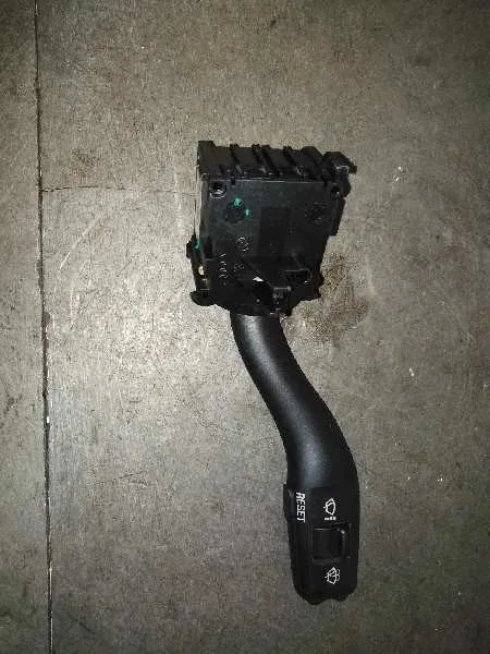 Mando Limpia para Audi A4 Berlina (8E)