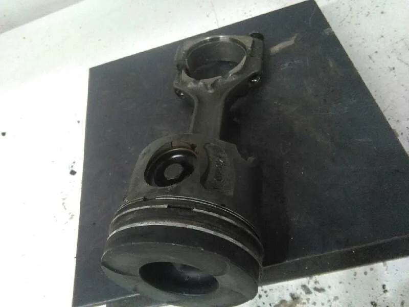 Piston para Opel Astra H Caravan