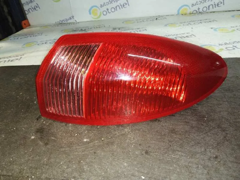 Piloto Trasero Derecho para Alfa Romeo 147 (190)