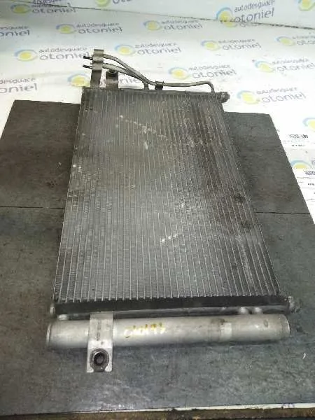 Condensador / Radiador Aire Acondicionado para Hyundai Getz (Tb)