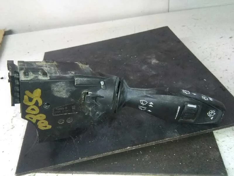 Mando Limpia para Ford Fiesta (Ccn)