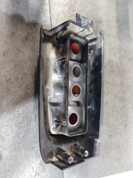 Piloto Trasero Derecho para Chrysler Voyager (Es)