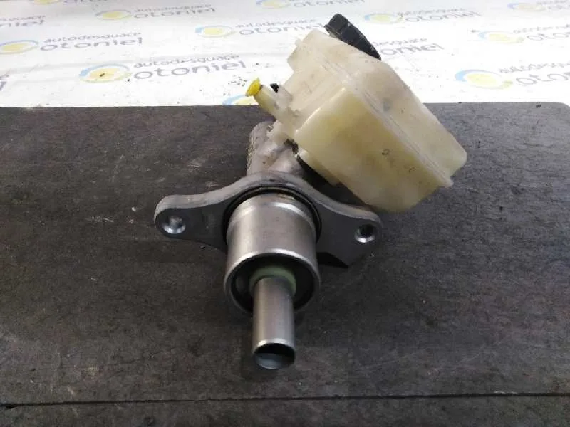 Bomba Freno para Mitsubishi Colt Berlina 5 (Z30A)