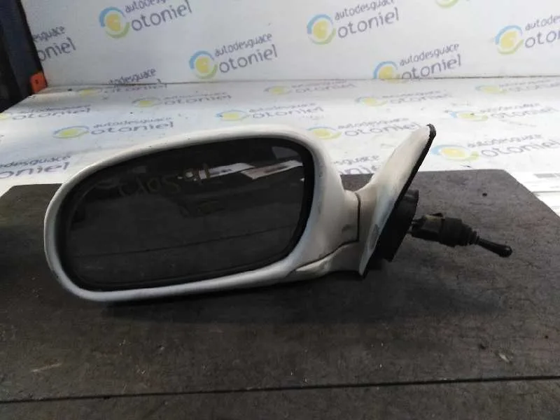 Retrovisor Izquierdo para Hyundai Accent (X3)
