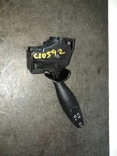 Mando Limpia para Ford Focus Berlina (Cak)