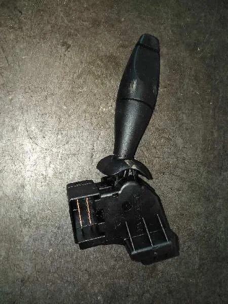 Mando Limpia para Ford Focus Berlina (Cak)