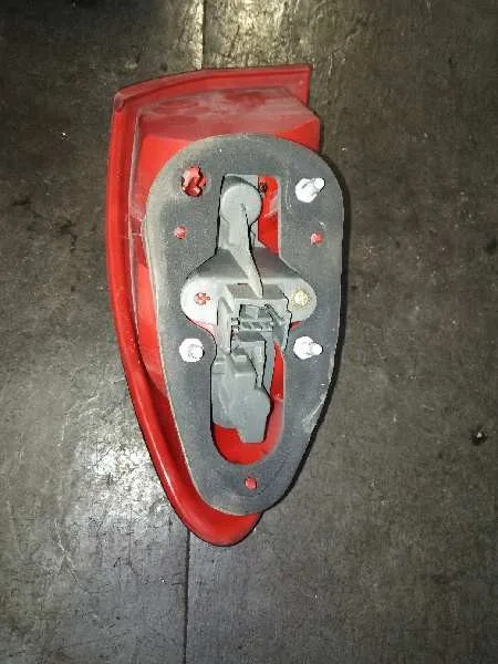 Piloto Trasero Derecho para Alfa Romeo 147 (190)