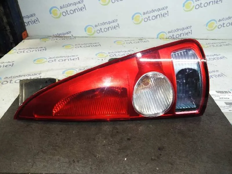 Piloto Trasero Derecho para Renault Espace Iv (Jk0)