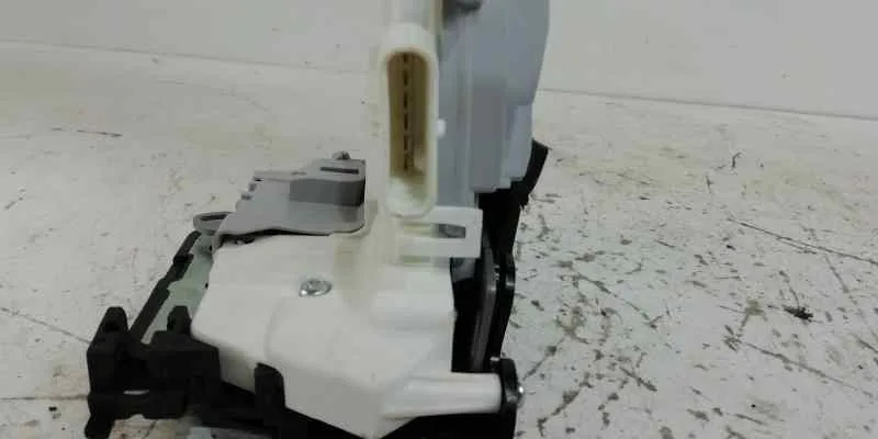 Cerradura Puerta Trasera Derecha para Audi A3 (8V)