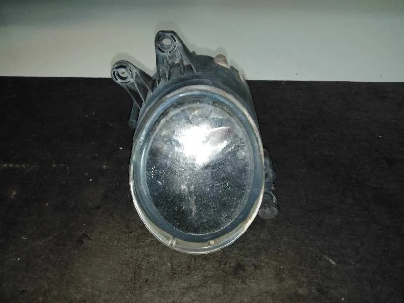 Faro Antiniebla Izquierdo para Audi A4 Berlina (8E)