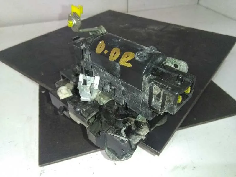Cerradura Puerta Delantera Derecha para Nissan Kubistar (X76)