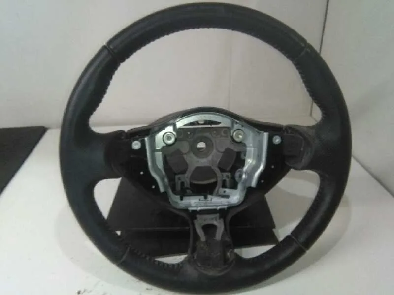 Volante para Nissan Juke (F15)
