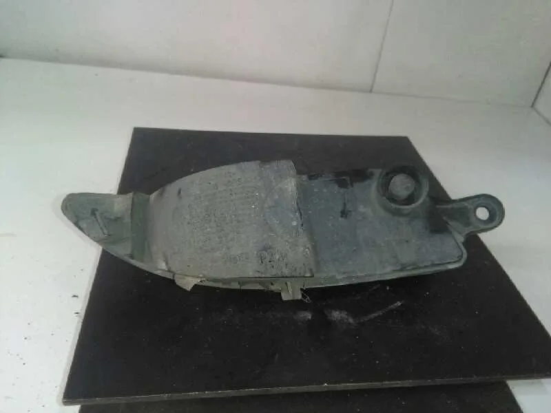 Faro Antiniebla Trasero Derecho para Opel Corsa C