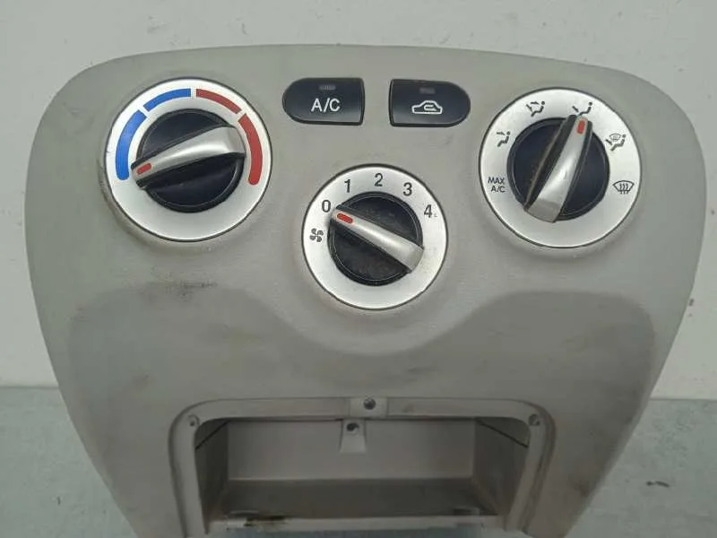 Mando Calefaccion / Aire Acondicionado para Hyundai Accent (Mc)