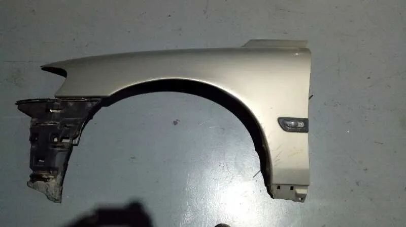 Aleta Delantera Izquierda para Volvo V70 Familiar