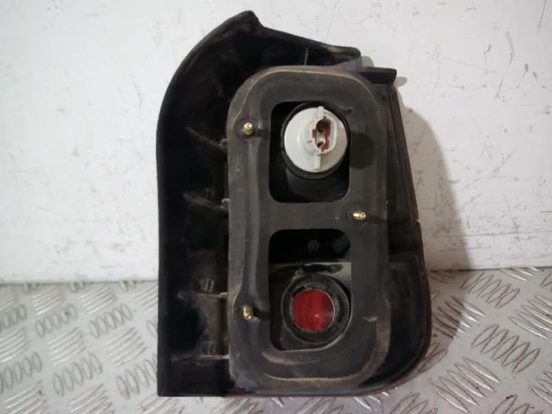 Piloto Trasero Izquierdo para Mitsubishi Santamo (Hyundai)