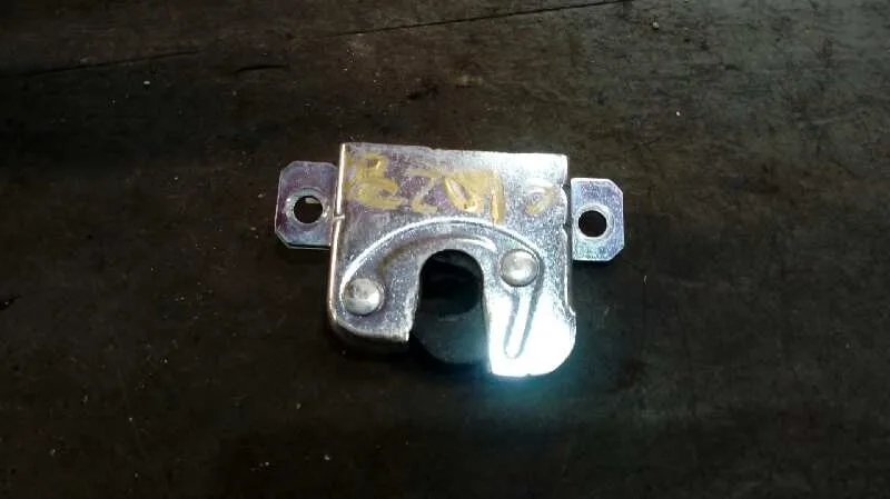 Cerradura Maletero / Porton para Daewoo Nubira Berlina