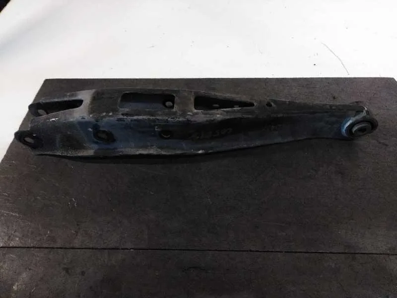 Brazo Suspension Inferior Delantero Derecho para Subaru Impreza G12