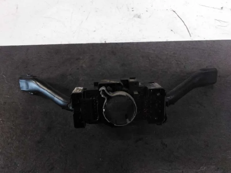 Mando Multifuncion para Seat Toledo (1M2)