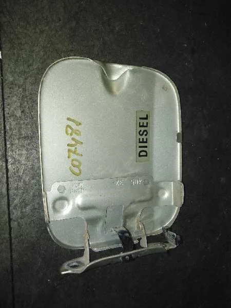 Tapa Exterior Combustible para Dacia Logan