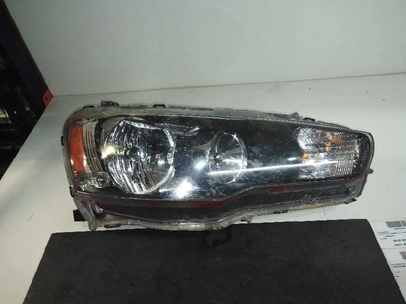 Faro Derecho para Mitsubishi Lancer Sportback (Cx)