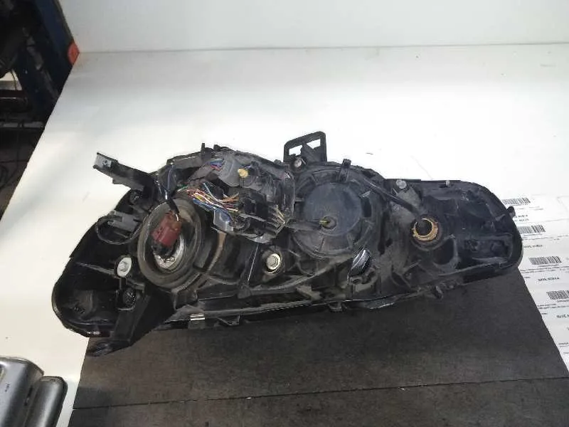 Faro Derecho para Mitsubishi Lancer Sportback (Cx)