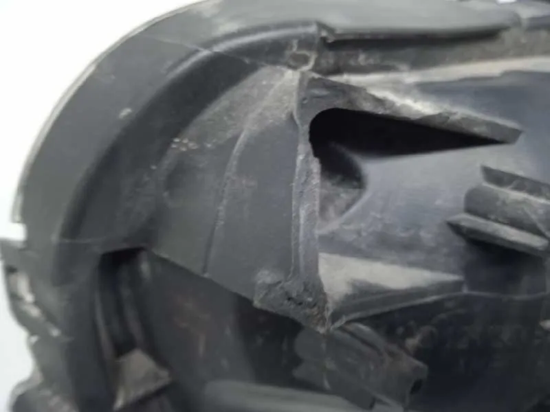 Faro Derecho para Mitsubishi Lancer Sportback (Cx)