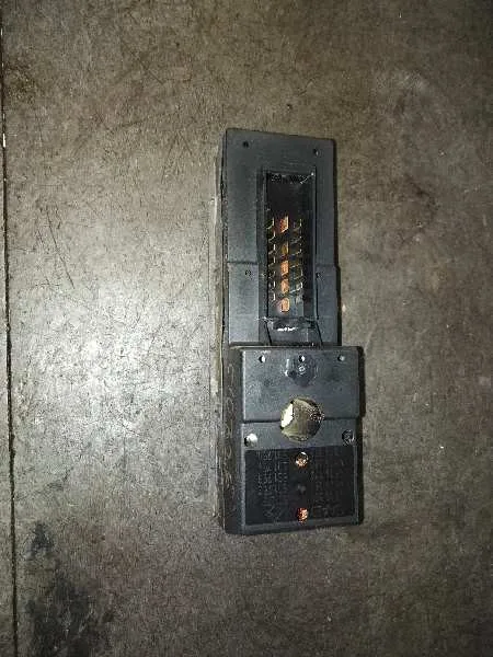 Mando Elevalunas Delantero Izquierdo para Saab 9-3 Berlina