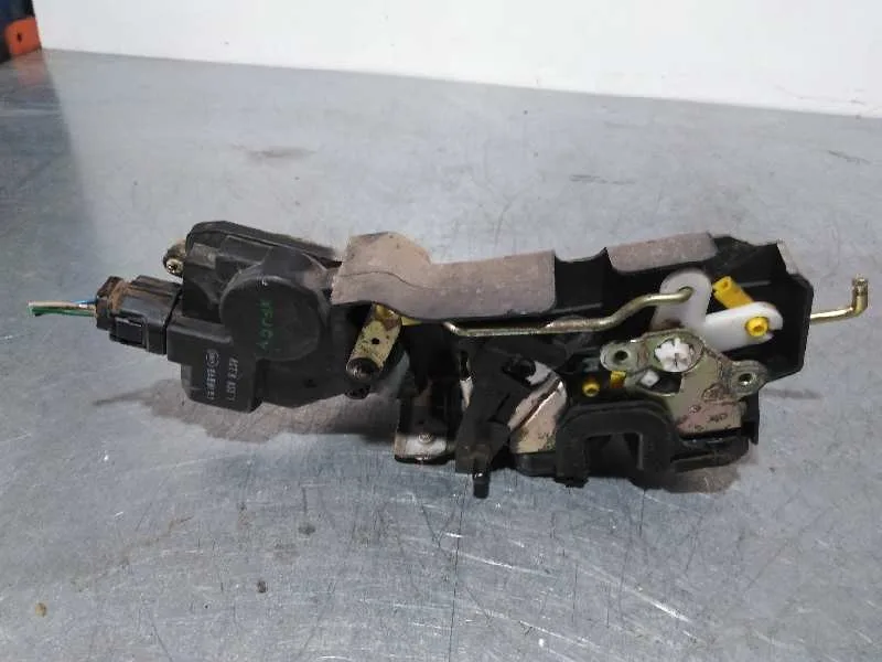 Cerradura Puerta Trasera Derecha para Hyundai Santa Fe (Sm)