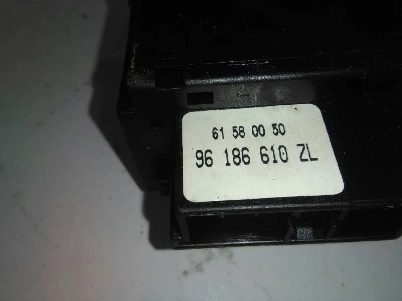 Mando Limpia para Peugeot 406 Berlina (S1/S2)