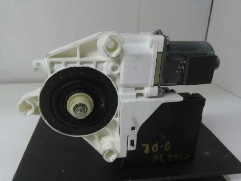 Motor Elevalunas Delantero Derecho para Audi A3 Sportback (8P)